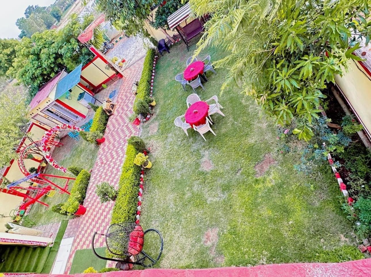 Bundeli Farm Resort Orchha Exterior foto