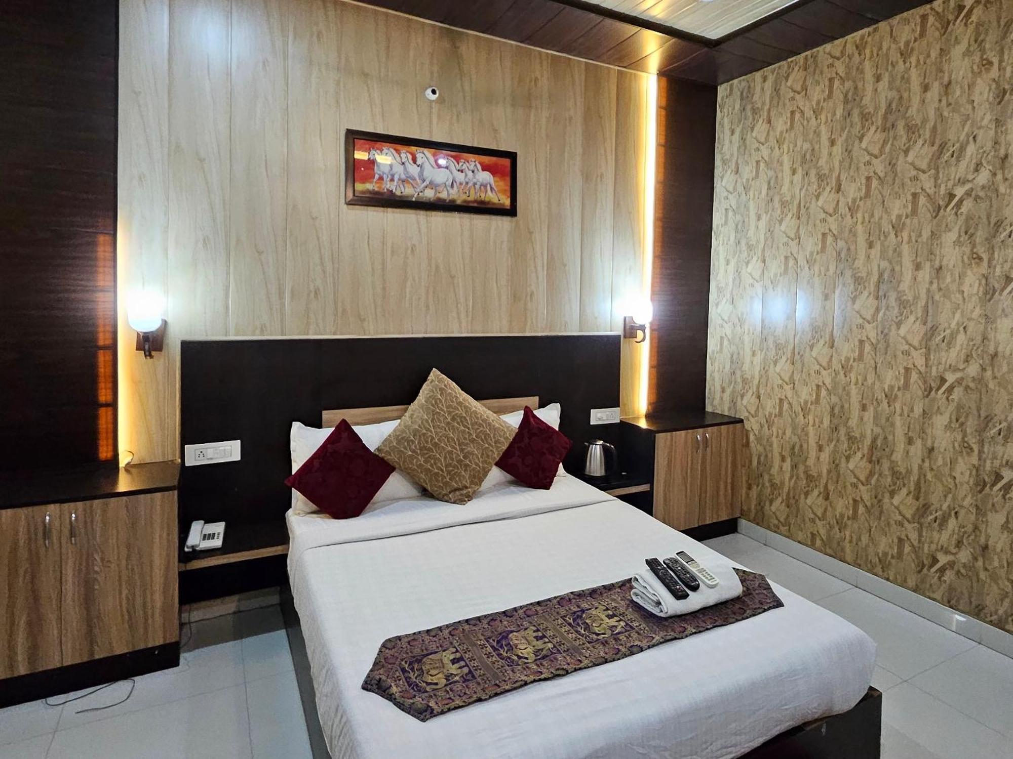 Bundeli Farm Resort Orchha Exterior foto