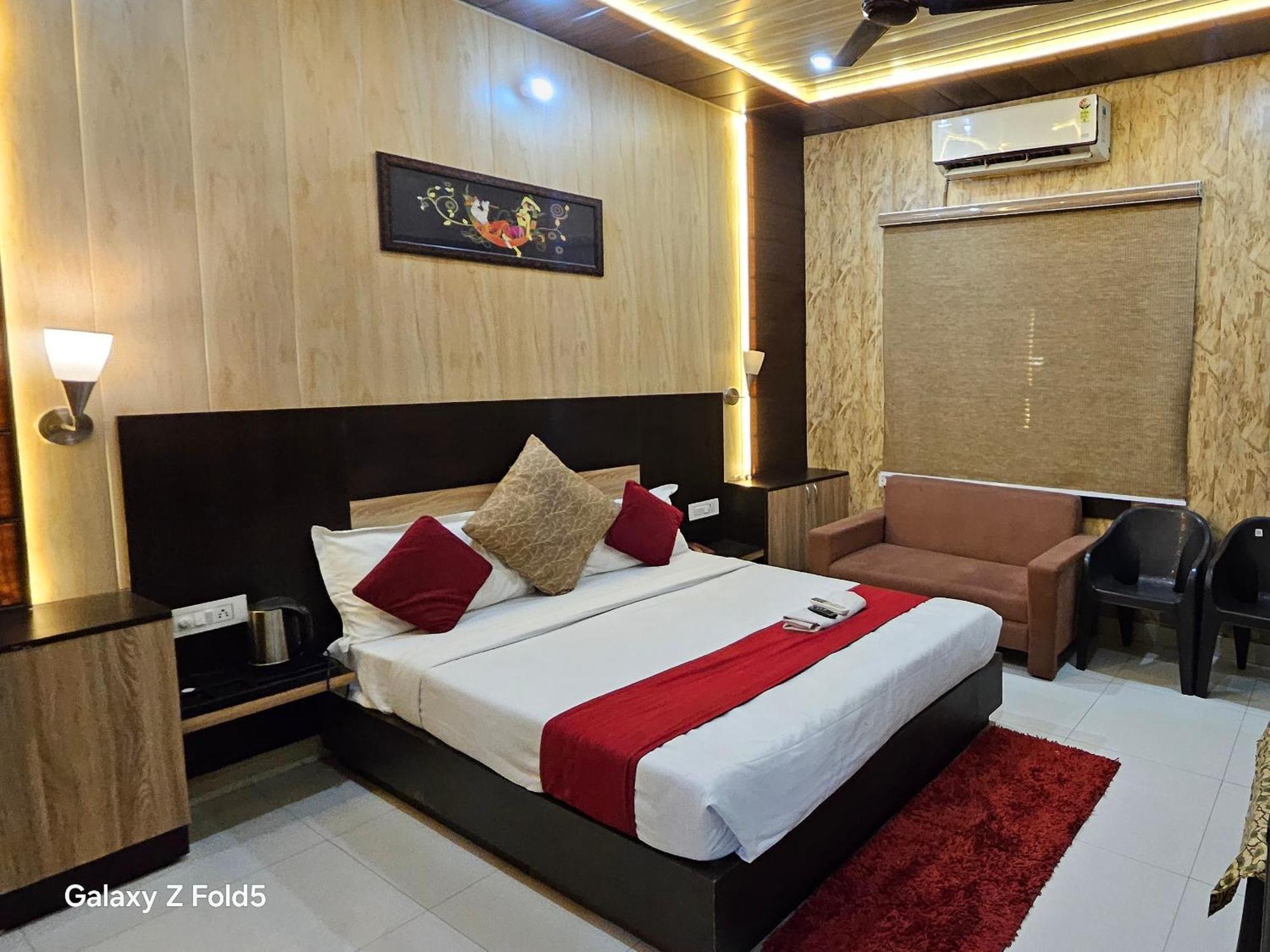 Bundeli Farm Resort Orchha Exterior foto